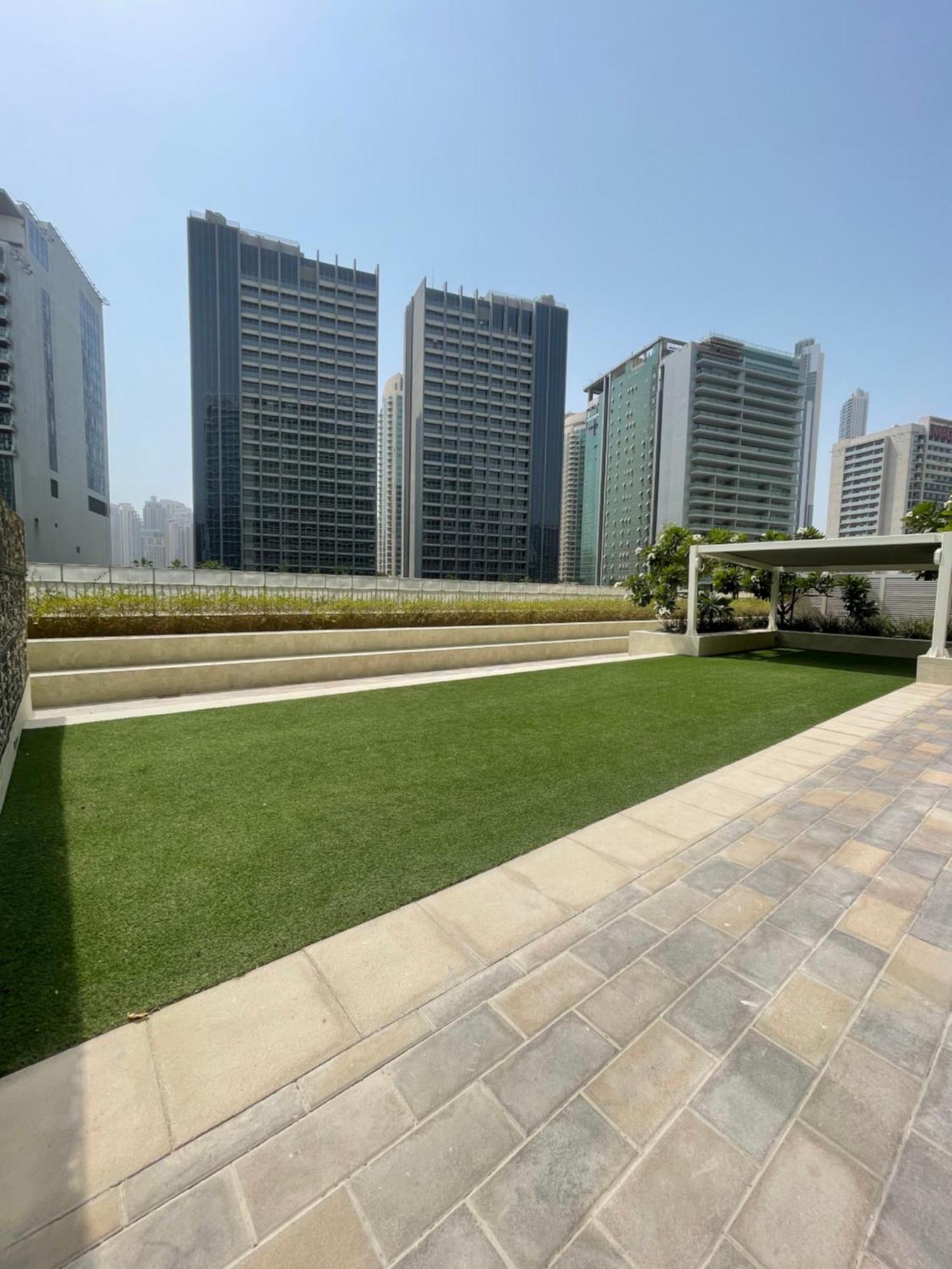 Wonderful Reva Aparthotel Downtown Dubai Exterior photo